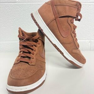 Nike women Brown High-Top Sneakers